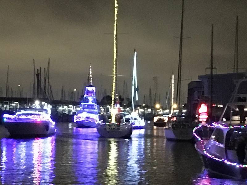 Уэст-Энд Лодка Парад Новый Орлеан. Фото Лизы Оверинг