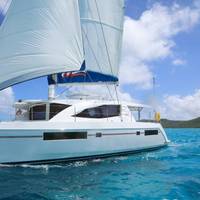 The Moorings 4800