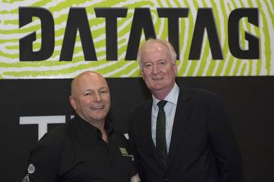 (L) Howard Pridding, Chief Executive, British Marine Federation and (R) Kevin Howells, Managing Director of Datatag (Photo courtesy: British Marine Federation)