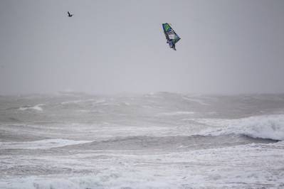 Traversa windsurfs aloft: Photo courtesy of Kia Cold Hawaii 