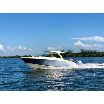 Chris Craft Launch 35GT courtesy Chris Craft