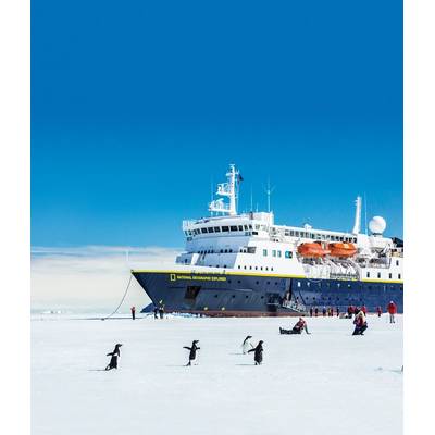 Lindblad Expeditions’ alliance with National Geographic allows Lindblad to take people to the Arctic on cruise ships filled with teaching moments that transform passengers into stewards of our planet, exchanging ideas amid natural beauty and wonder. Photo: Michael Nolan/Lindblad Expeditions