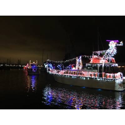 West End Boat Parade, New Basin Canal. New Orleans. Photo by Lisa Overing