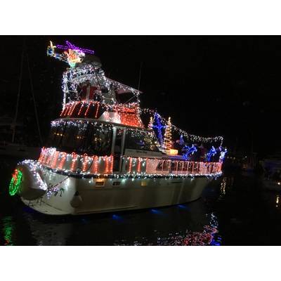 West End Boat Parade New Orleans. Photo by Lisa Overing